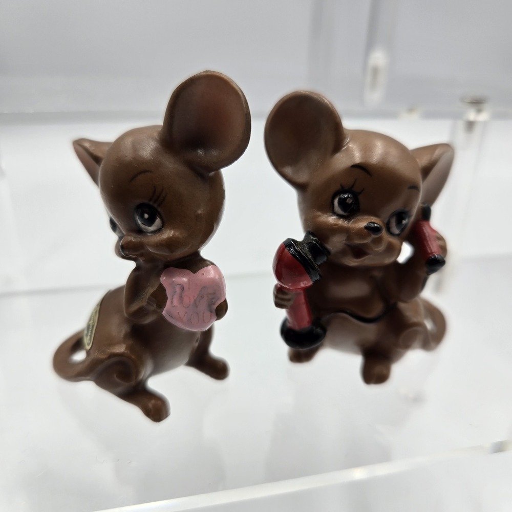 VTG Josef Originals Mouse Village Figurines I Love You Heart & Talkie Valentines